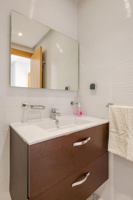 Luxe Moderne Et Confort A Harhoura Exteriör bild